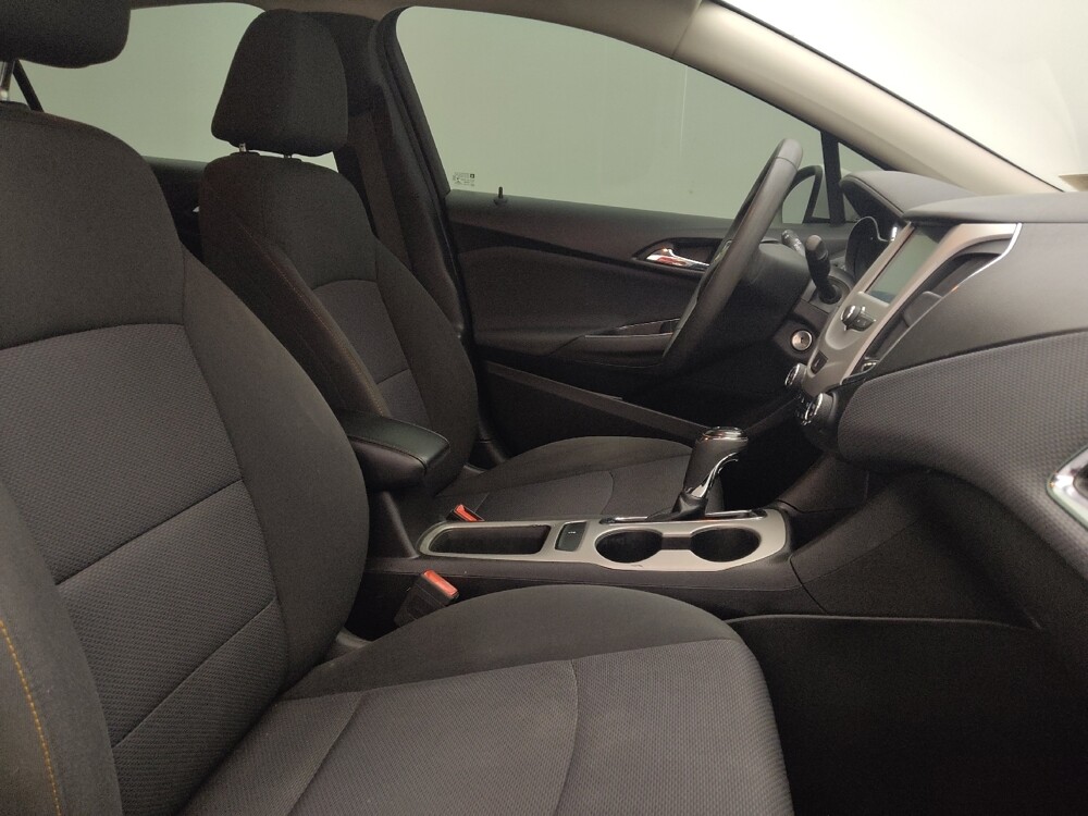 2018 Chevrolet Cruze in Lakewood, CO 80215 - 18076273 21