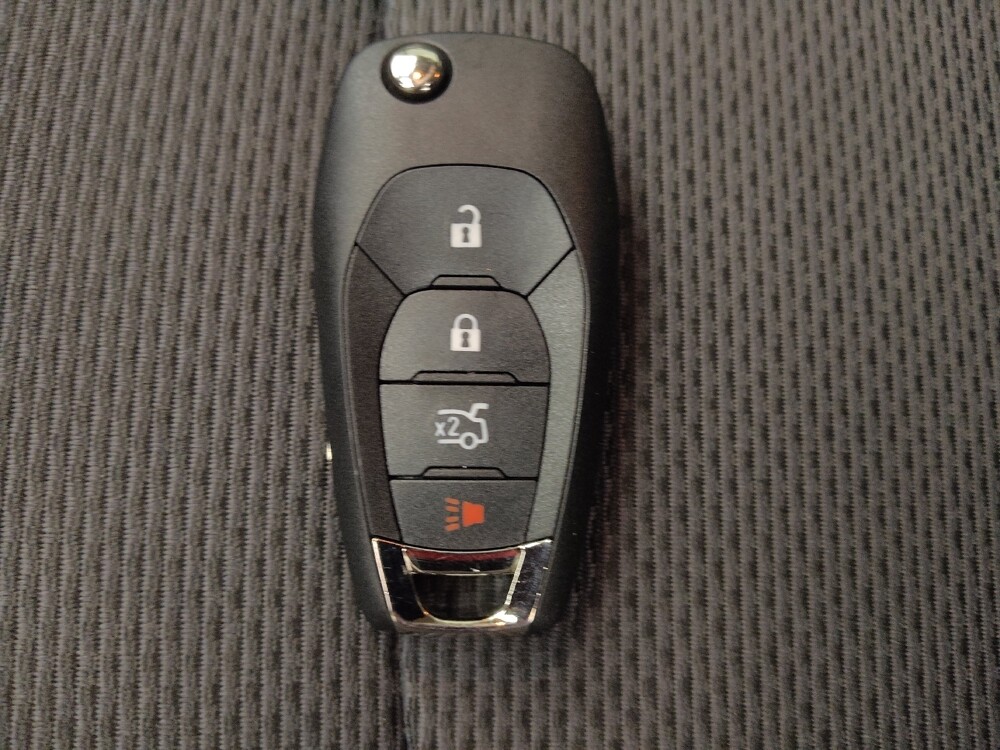 2018 Chevrolet Cruze in Lakewood, CO 80215 - 18076273 32