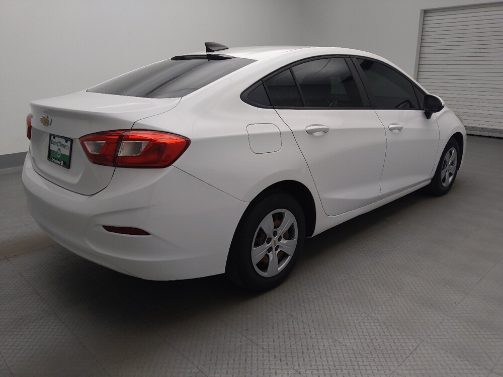 2018 Chevrolet Cruze in Lakewood, CO 80215 - 18076273 9