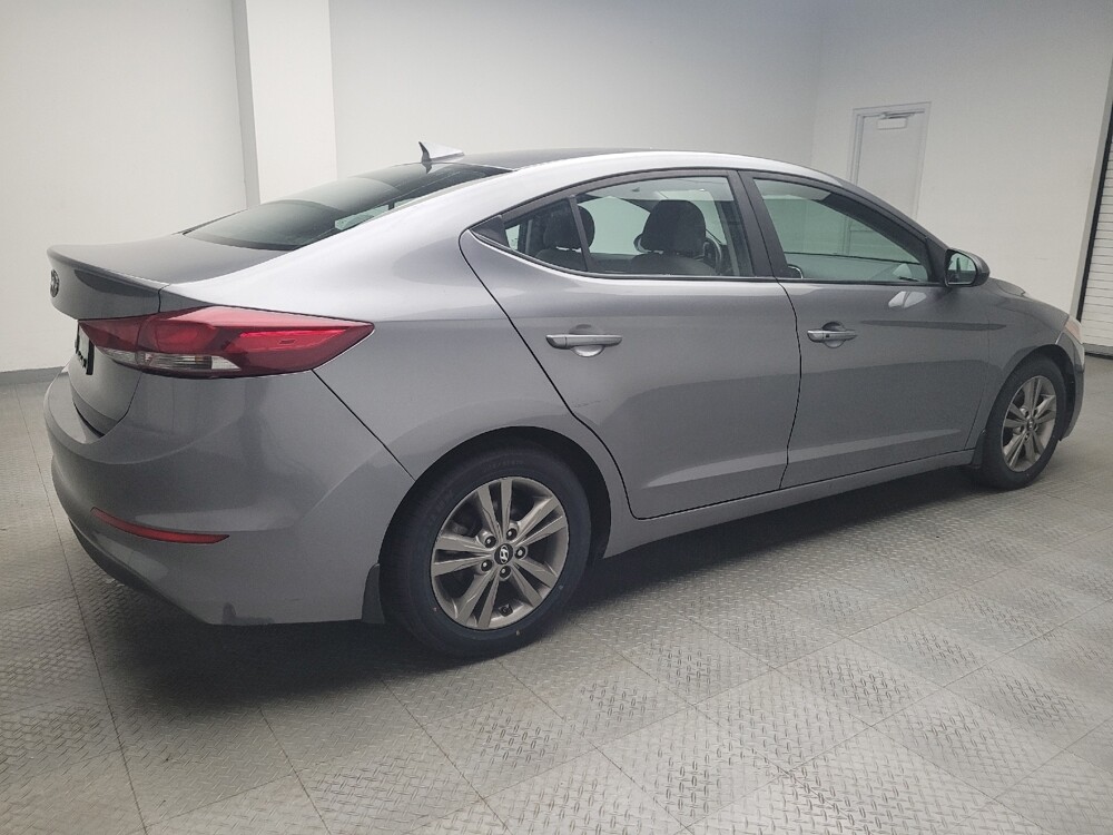 2018 Hyundai Elantra in Eastpointe, MI 48021 - 18076299 10