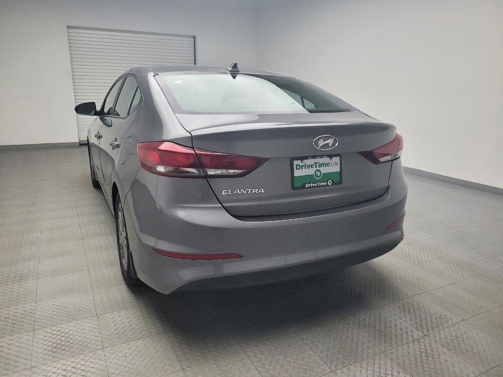 2018 Hyundai Elantra in Eastpointe, MI 48021 - 18076299 6