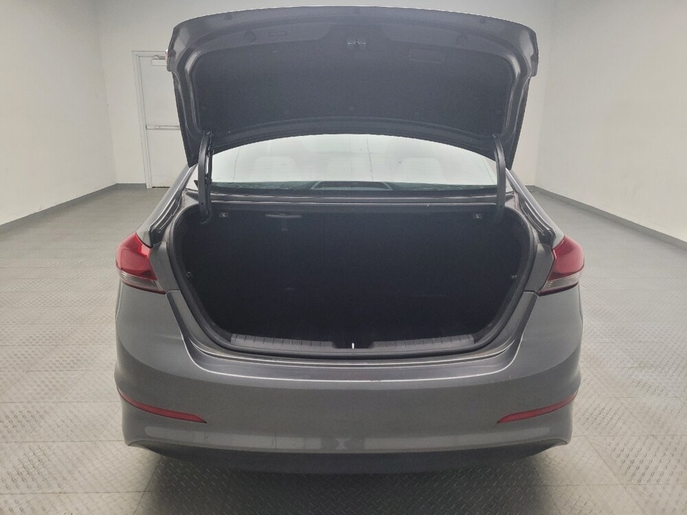 2018 Hyundai Elantra in Eastpointe, MI 48021 - 18076299 29