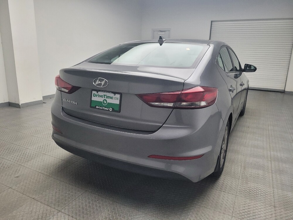 2018 Hyundai Elantra in Eastpointe, MI 48021 - 18076299 7