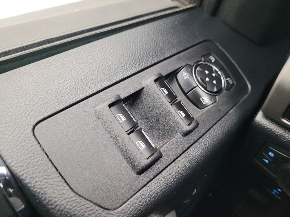 2016 Ford F150 in Eastpointe, MI 48021 - 18076301 27