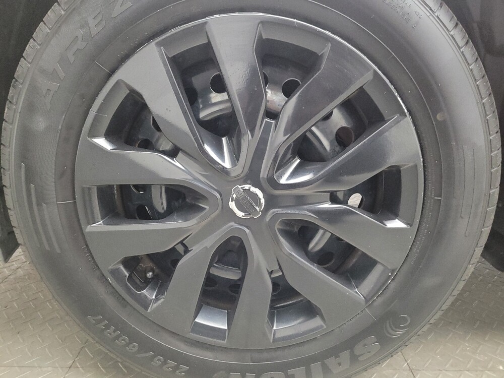 2017 Nissan Rogue in Grand Rapids, MI 49508 - 18076308 31