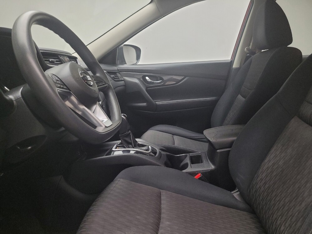 2017 Nissan Rogue in Grand Rapids, MI 49508 - 18076308 17