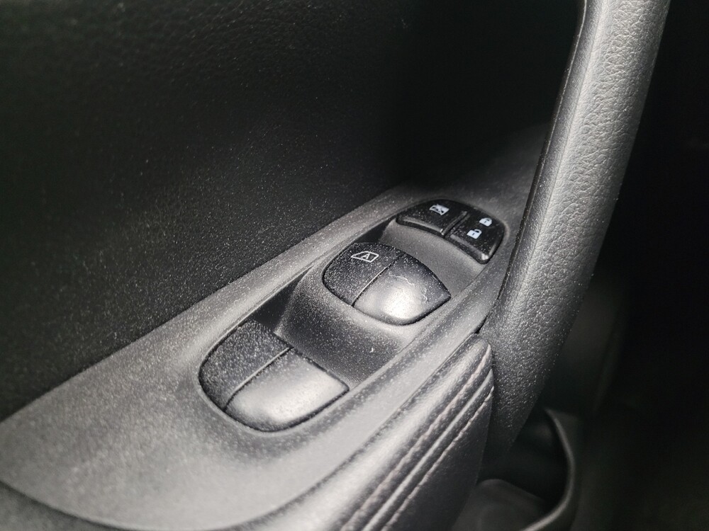 2017 Nissan Rogue in Grand Rapids, MI 49508 - 18076308 27