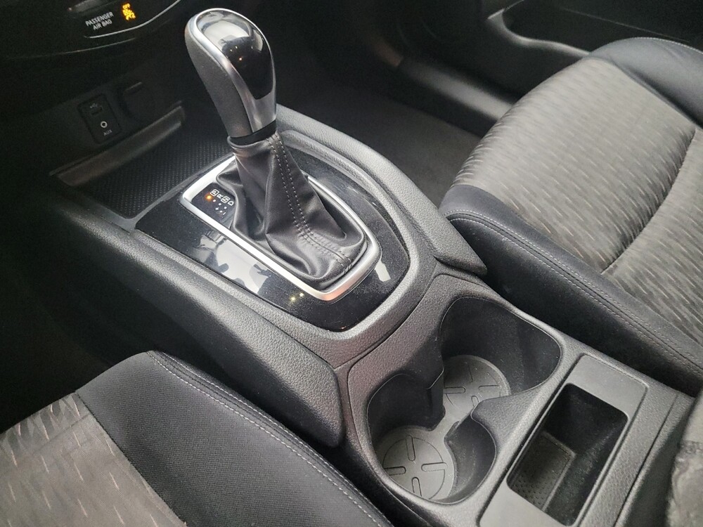 2017 Nissan Rogue in Grand Rapids, MI 49508 - 18076308 26