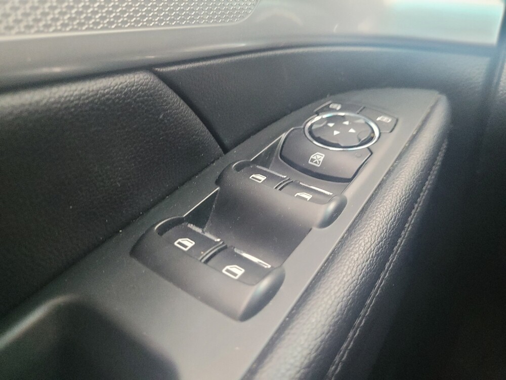 2016 Ford Explorer in Grand Rapids, MI 49508 - 18076312 27