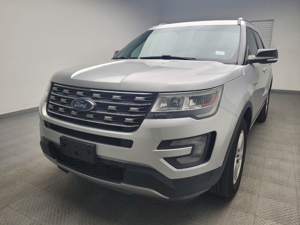 2016 Ford Explorer in Grand Rapids, MI 49508 - 18076312 15