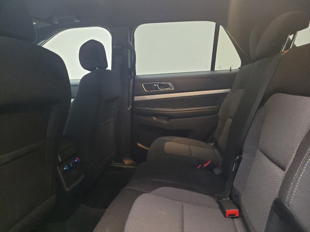 2016 Ford Explorer in Grand Rapids, MI 49508 - 18076312 18