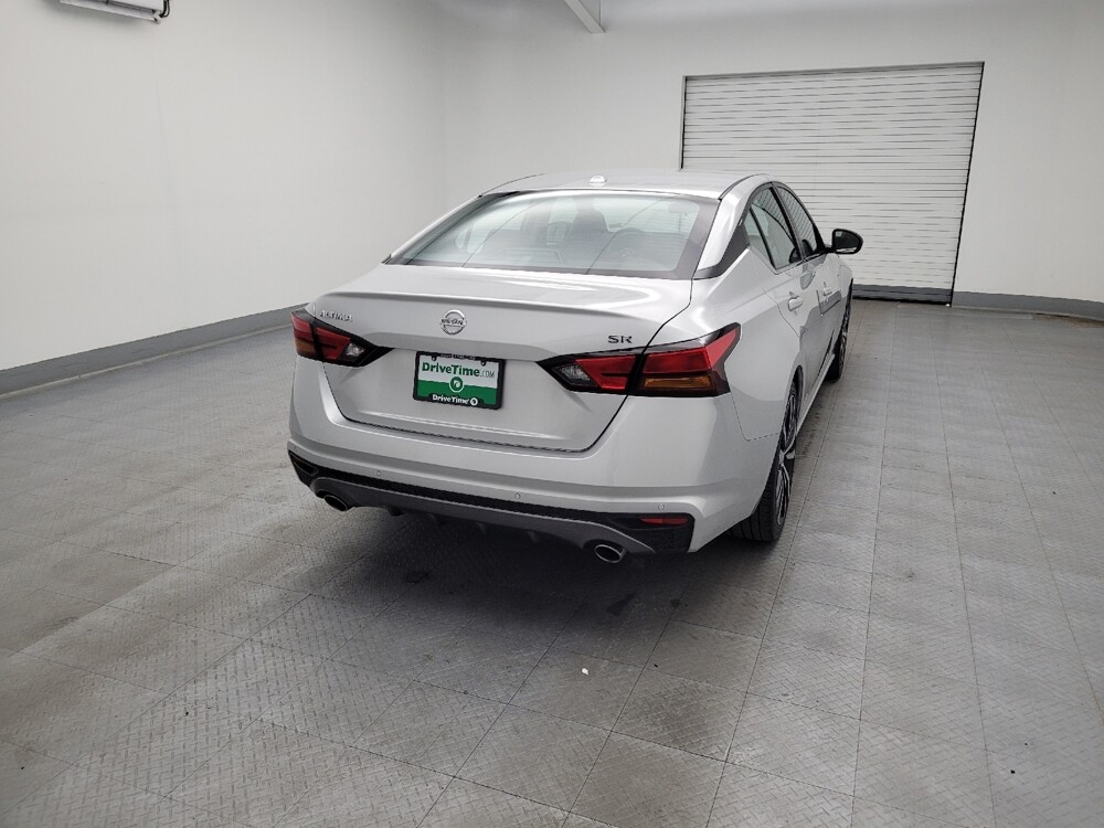 2020 Nissan Altima in Louisville, KY 40258 - 18076323 7