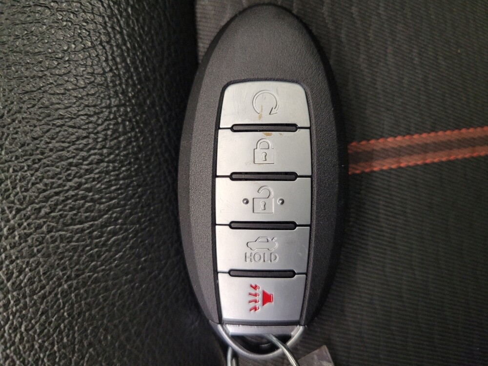 2020 Nissan Altima in Louisville, KY 40258 - 18076323 32