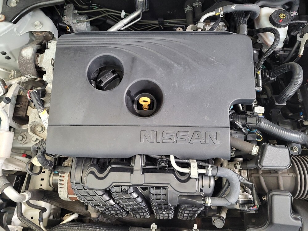 2020 Nissan Altima in Louisville, KY 40258 - 18076323 30