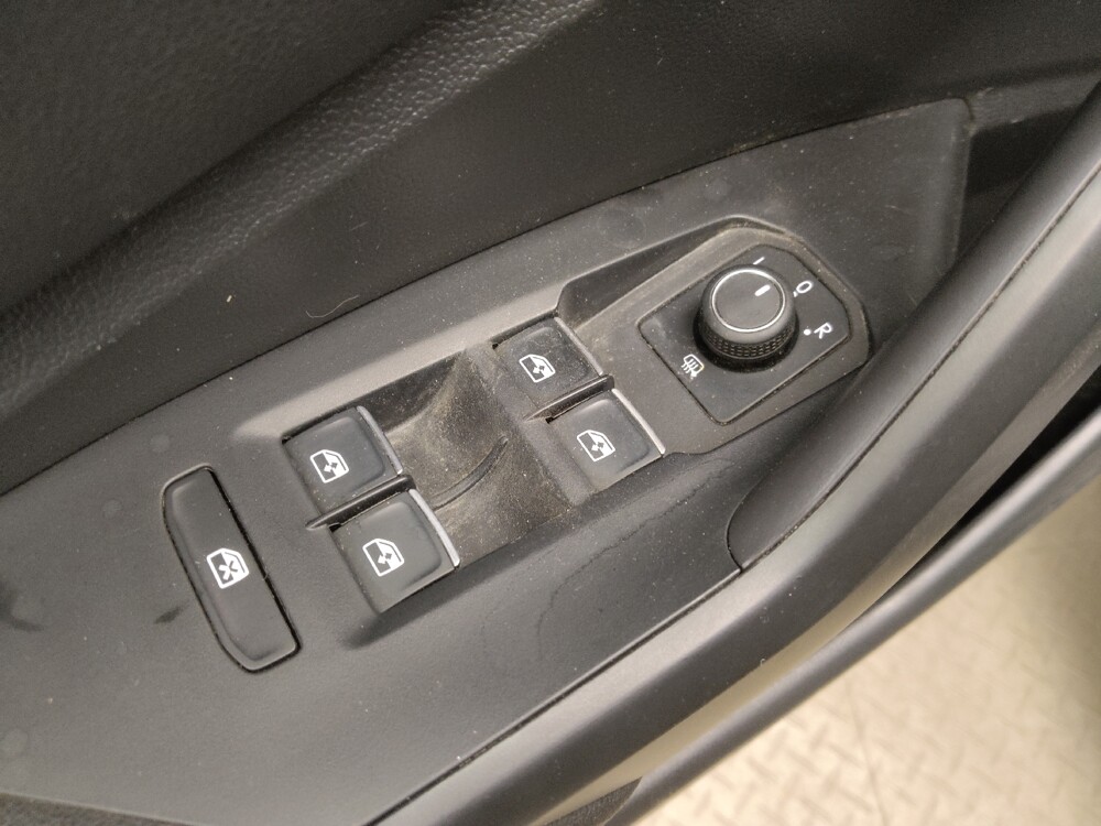 2021 Volkswagen Jetta in Lakewood, CO 80215 - 18076335 27