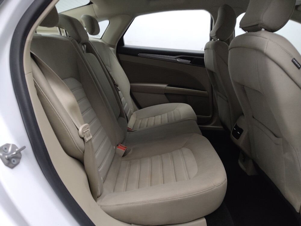 2019 Ford Fusion in Plano, TX 75074 - 18076339 19