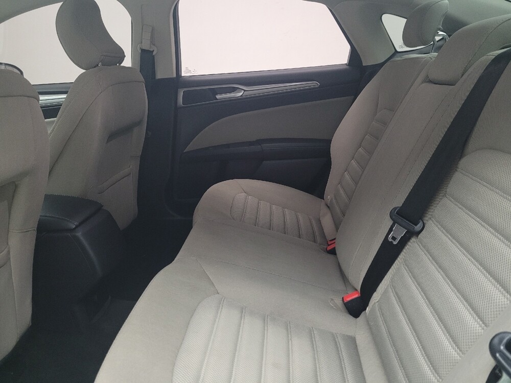 2017 Ford Fusion in Eastpointe, MI 48021 - 18076352 18