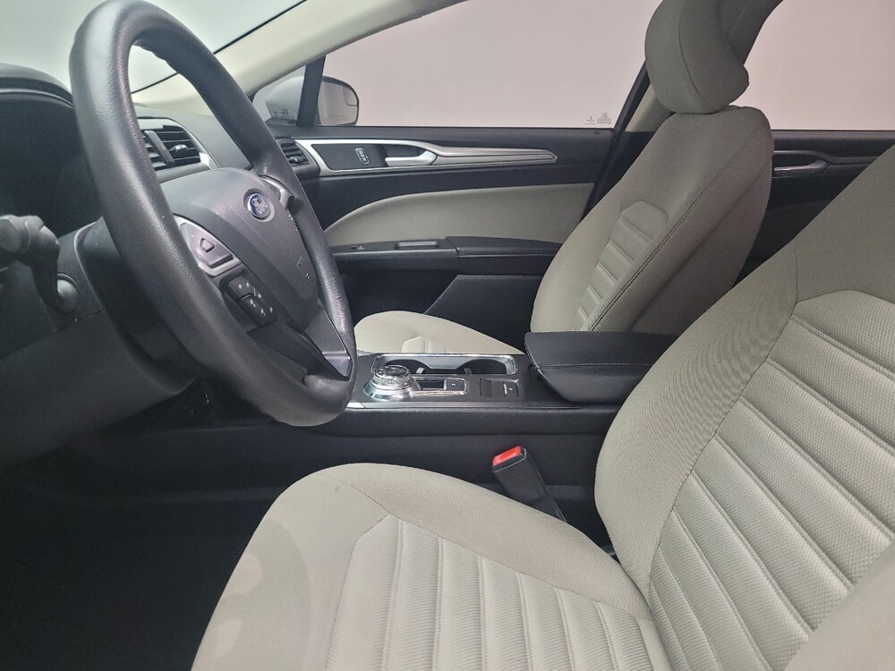 2017 Ford Fusion in Eastpointe, MI 48021 - 18076352 17