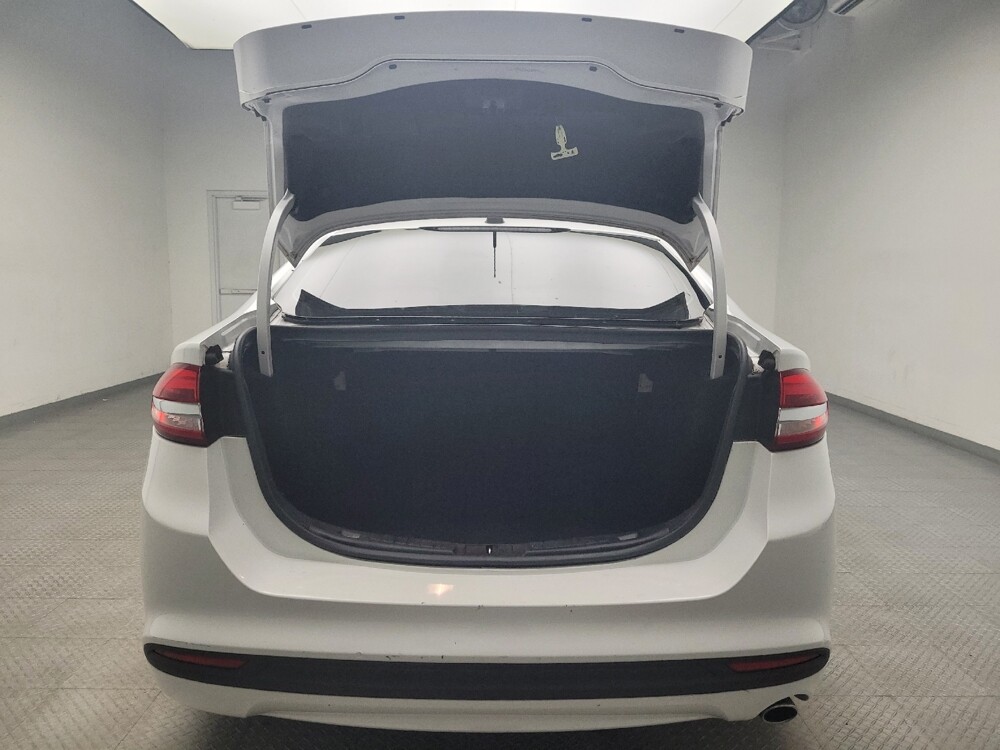 2017 Ford Fusion in Eastpointe, MI 48021 - 18076352 29