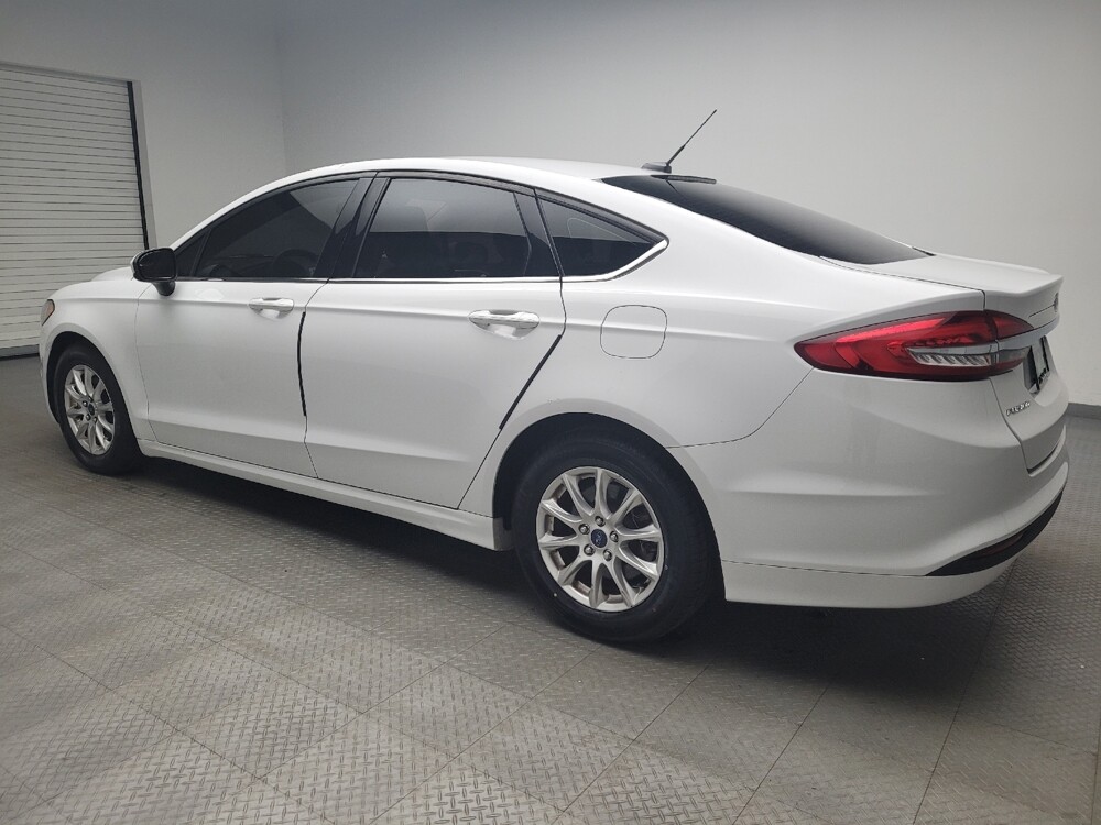 2017 Ford Fusion in Eastpointe, MI 48021 - 18076352 3