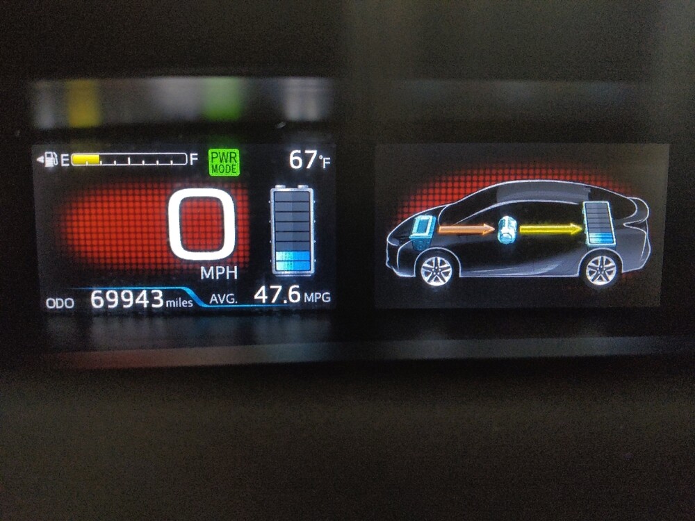 2017 Toyota Prius in Plano, TX 75074 - 18076384 23