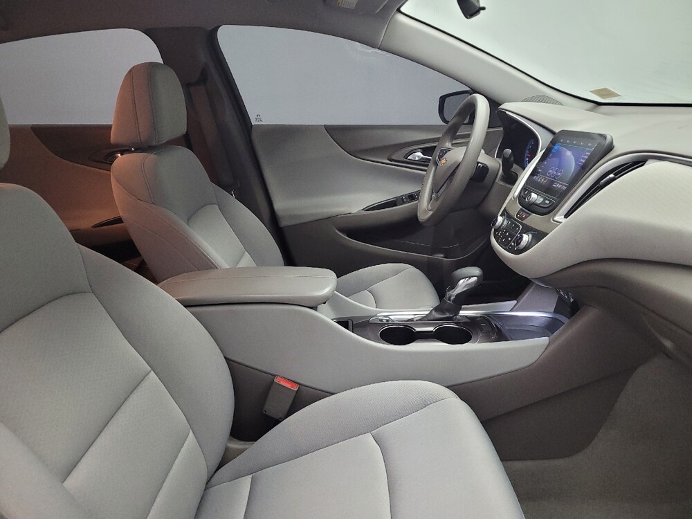 2022 Chevrolet Malibu in Miamisburg, OH 45342 - 18076393 21