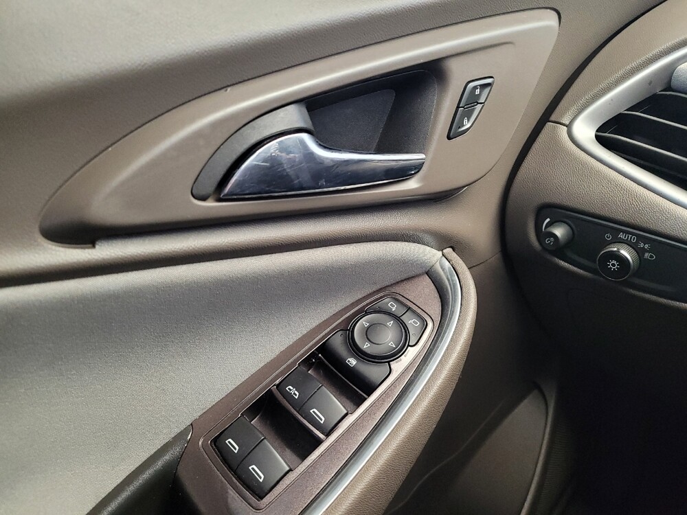 2022 Chevrolet Malibu in Miamisburg, OH 45342 - 18076393 27