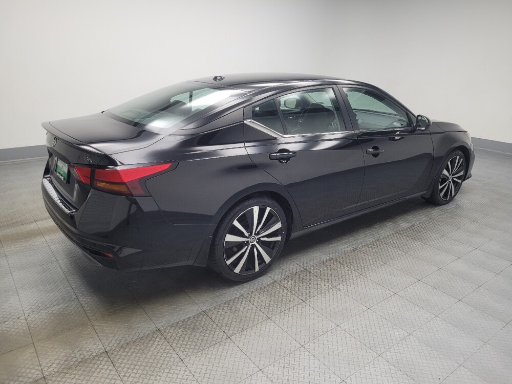 2022 Nissan Altima in Mishawaka, IN 46545 - 18076394 10