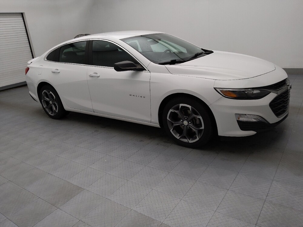 2019 Chevrolet Malibu in Raleigh, NC 27604 - 18076397 11