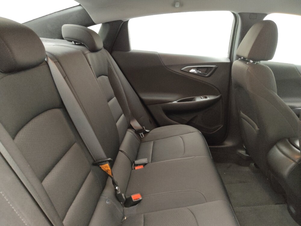 2019 Chevrolet Malibu in Raleigh, NC 27604 - 18076397 19