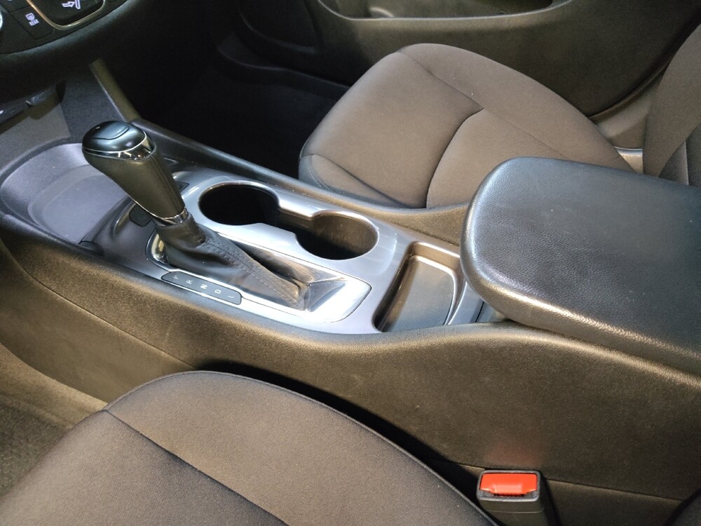 2019 Chevrolet Malibu in Raleigh, NC 27604 - 18076397 26