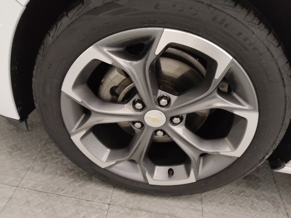 2019 Chevrolet Malibu in Raleigh, NC 27604 - 18076397 31