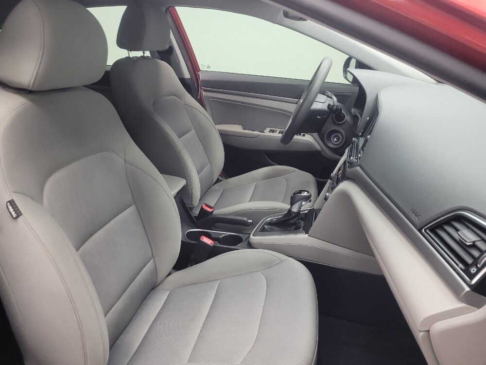 2017 Hyundai Elantra in Mishawaka, IN 46545 - 18076398 21