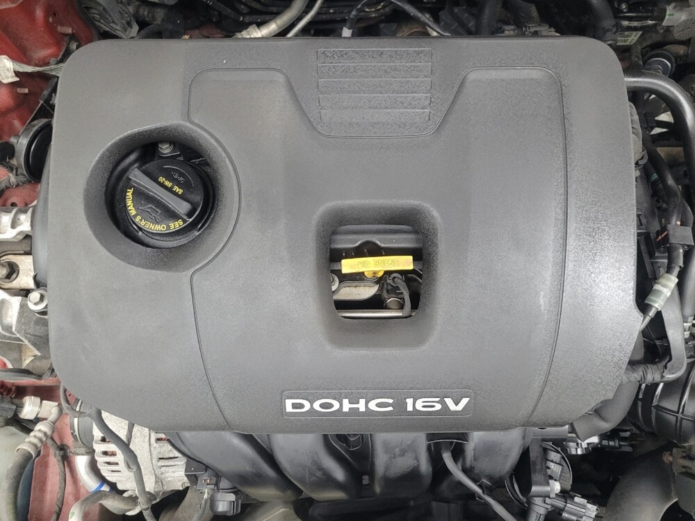 2017 Hyundai Elantra in Mishawaka, IN 46545 - 18076398 30