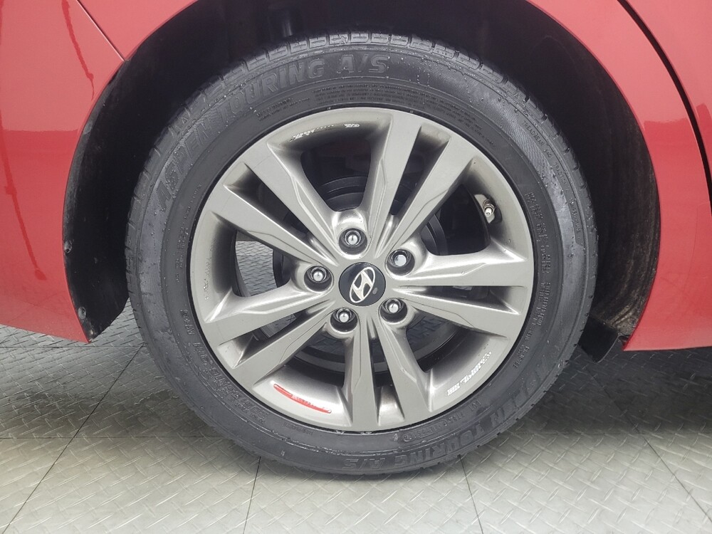 2017 Hyundai Elantra in Mishawaka, IN 46545 - 18076398 31
