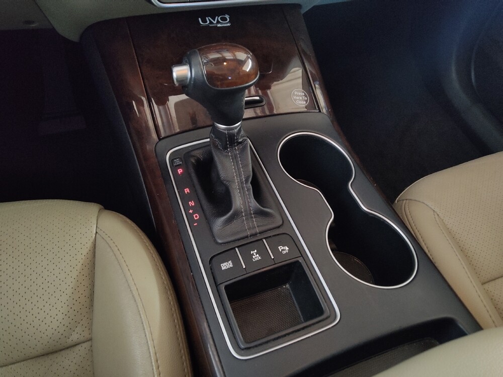 2016 Kia Sorento in Jackson, MS 39211 - 18076405 26