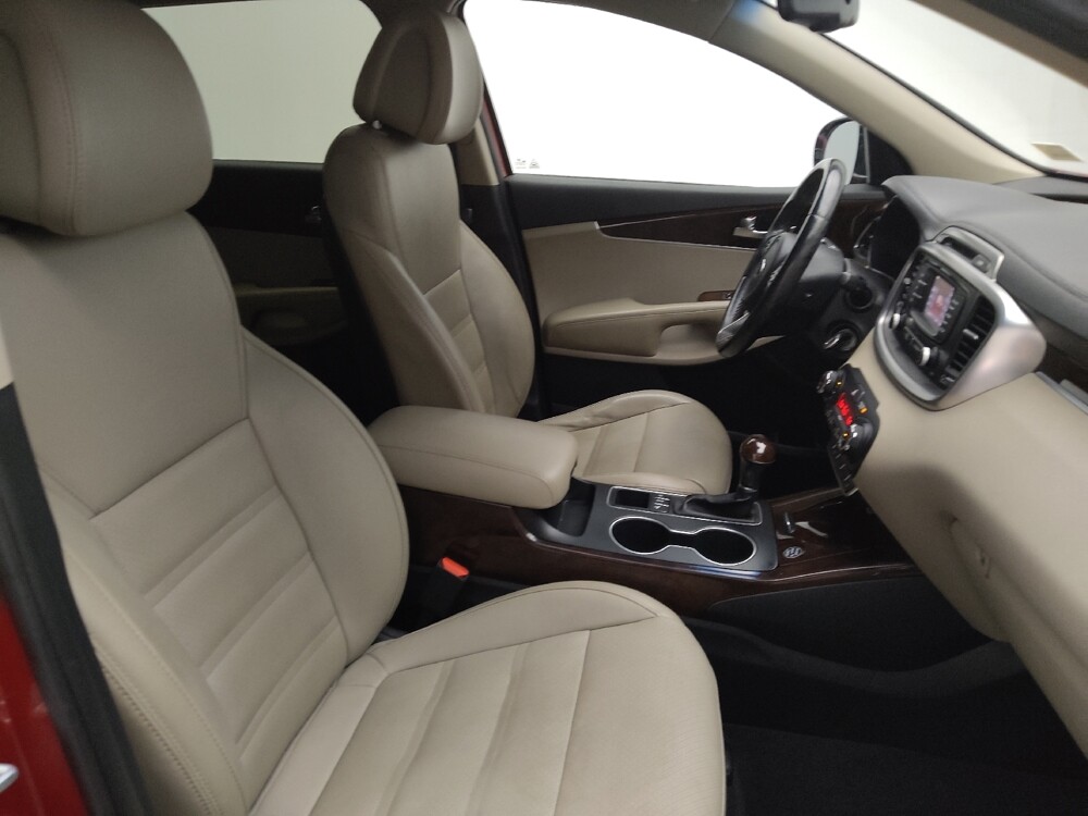 2016 Kia Sorento in Jackson, MS 39211 - 18076405 21