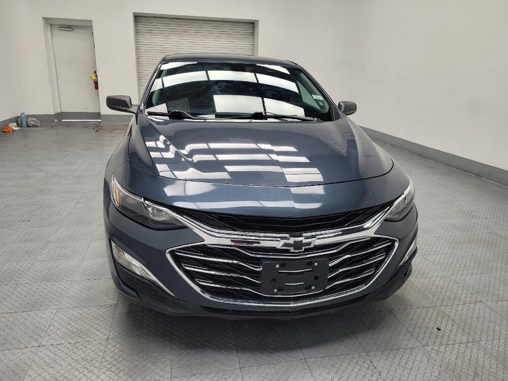 2020 Chevrolet Malibu in Las Vegas, NV 89102 - 18076411 14