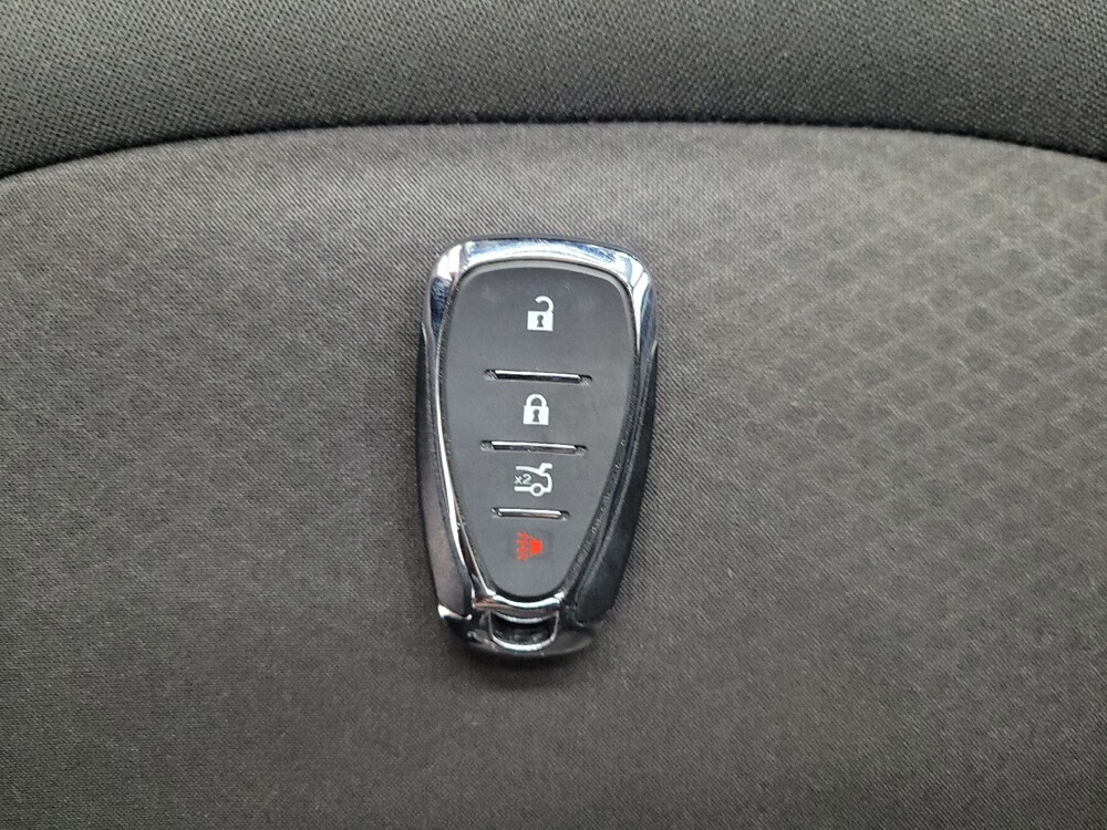 2020 Chevrolet Malibu in Las Vegas, NV 89102 - 18076411 32