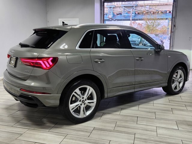 2021 Audi Q3 in Cinnaminson, NJ 08077 - 18076423 5