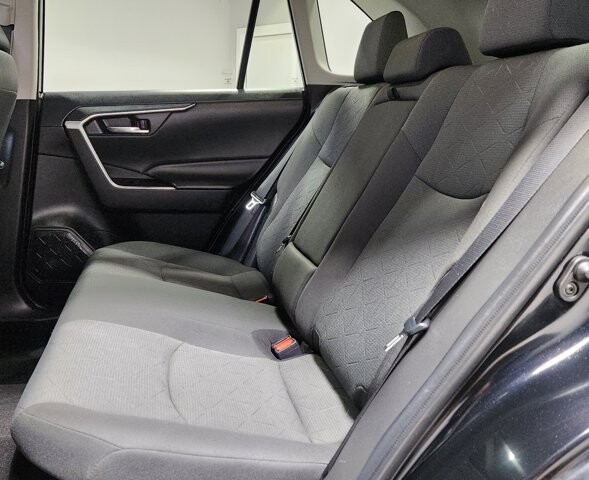 2022 Toyota RAV4 in Cinnaminson, NJ 08077 - 18076425 13