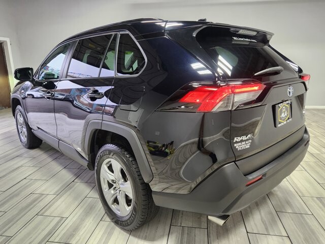 2022 Toyota RAV4 in Cinnaminson, NJ 08077 - 18076425 3