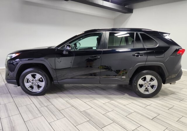 2022 Toyota RAV4 in Cinnaminson, NJ 08077 - 18076425 2