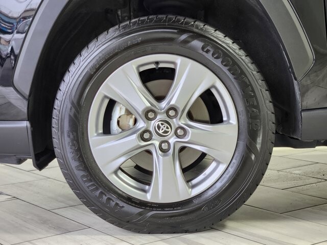 2022 Toyota RAV4 in Cinnaminson, NJ 08077 - 18076425 9