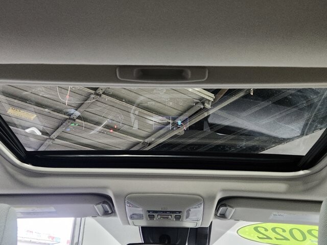 2022 Toyota RAV4 in Cinnaminson, NJ 08077 - 18076425 15