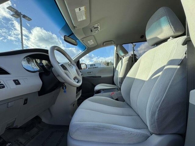 2012 Toyota Sienna in Winchester, VA 22602 - 18076427 43