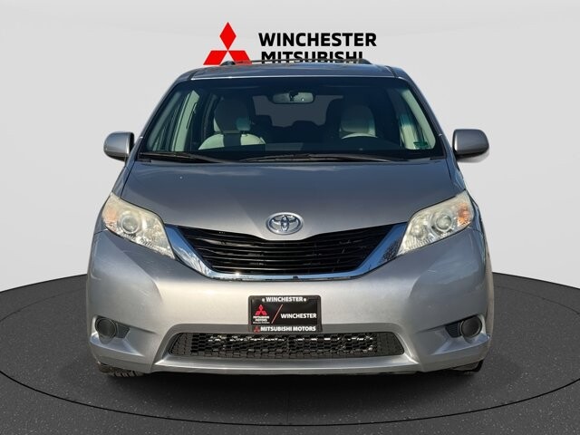 2012 Toyota Sienna in Winchester, VA 22602 - 18076427 6