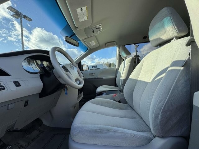 2012 Toyota Sienna in Winchester, VA 22602 - 18076427 14