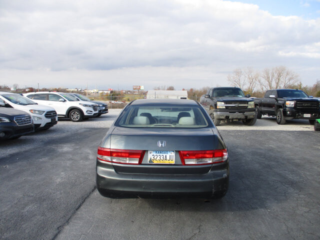 2004 Honda Accord in Oak Grove, MO 64075 - 18076433 6