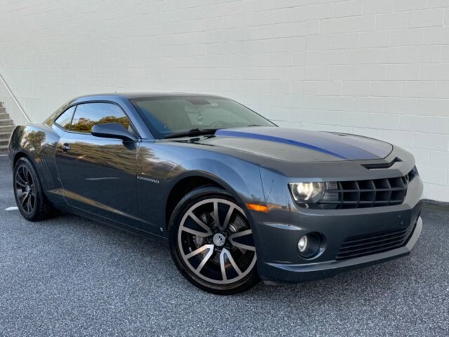 2010 Chevrolet Camaro in Flowery Branch, GA 30542 - 18076437 20
